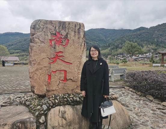 765105d3838e6ab2762d6284a7e7a5ba_